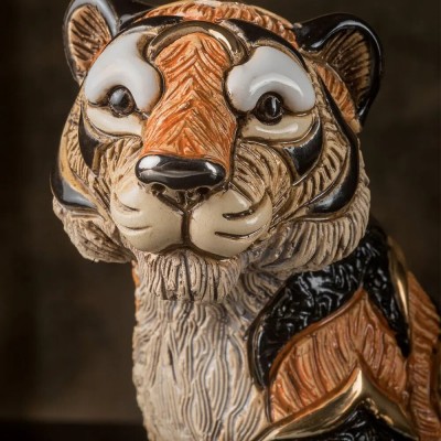 Sitting Tiger Figurine By Rosa Rinconada