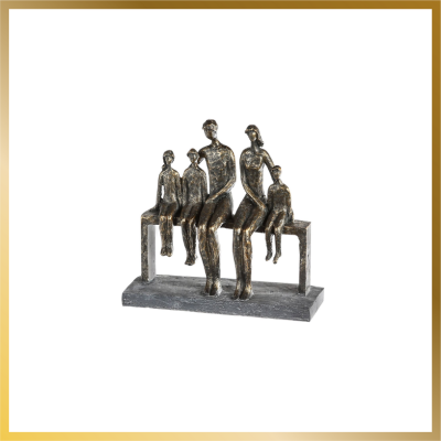 Sculpture "Nous sommes une famille"