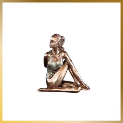 Figurine Yoga Position Ardha Matsyendra-asana